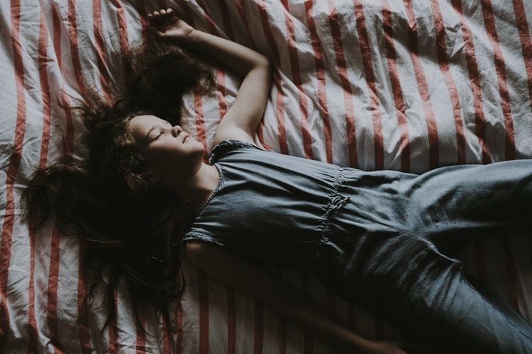 Sleep Without a Pillow